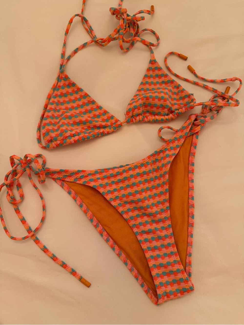 triangl swimwear vinca gara textured with bikini set in XS very gently used.